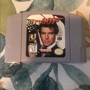 Golden Eye 007 N64